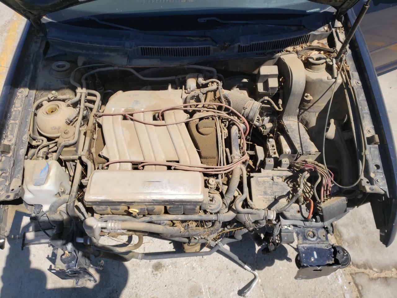 Photo 7 from auction – 2000 VOLKSWAGEN JETTA GLX with VIN 3VWTE29M6YM148787