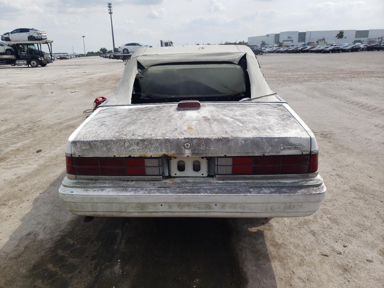 Photo 6 from auction – 1986 CHRYSLER 2D with VIN 1B3BV55D0GG282128