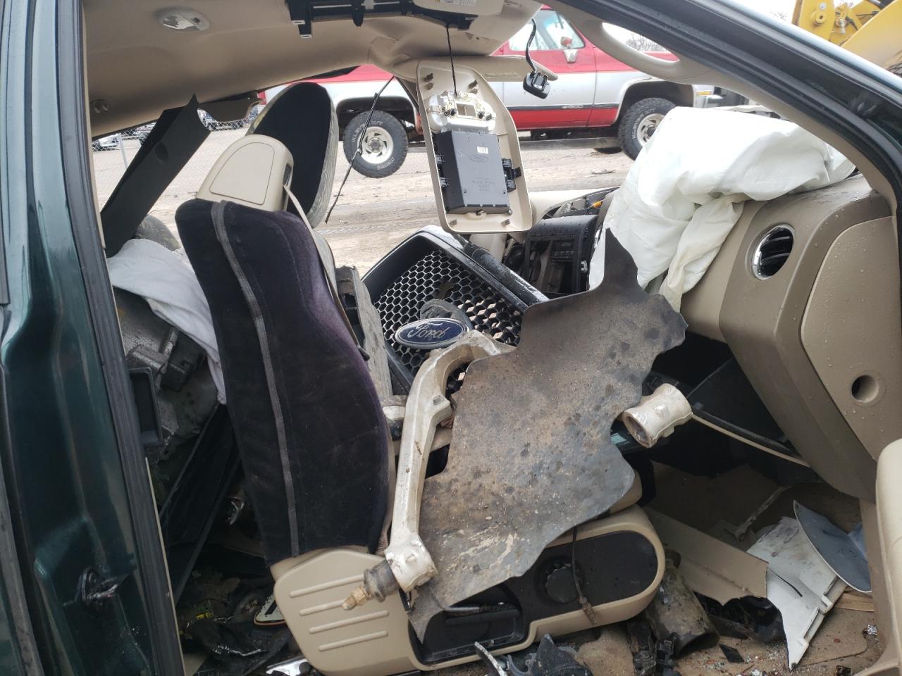 Photo 5 from auction – 2005 FORD F150 with VIN 1FTPX14515FB24997