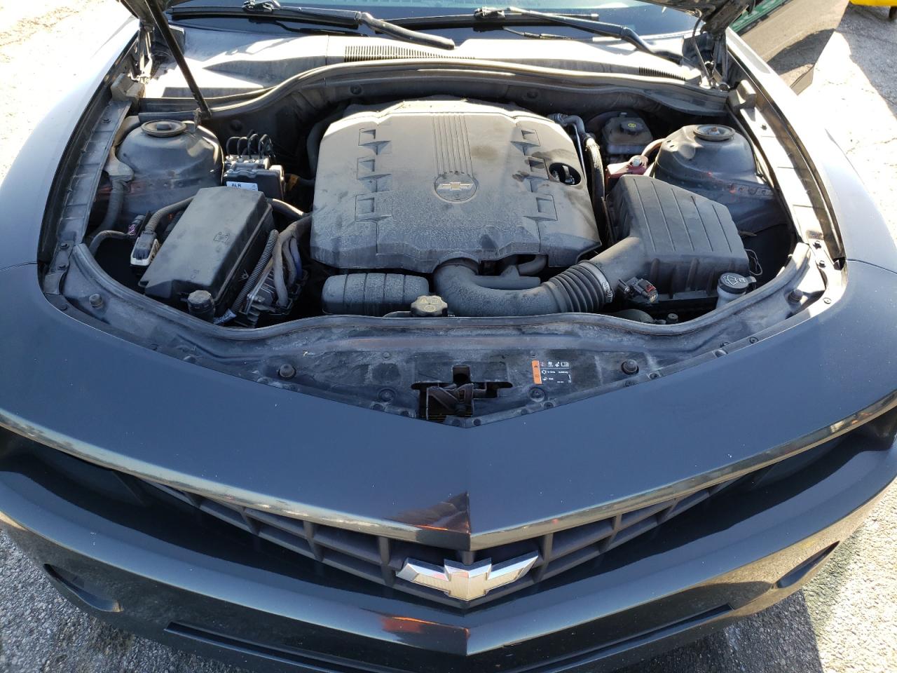 Photo 7 from auction – 2013 CHEVROLET CAMARO LS with VIN 2G1FE1E31D9177830