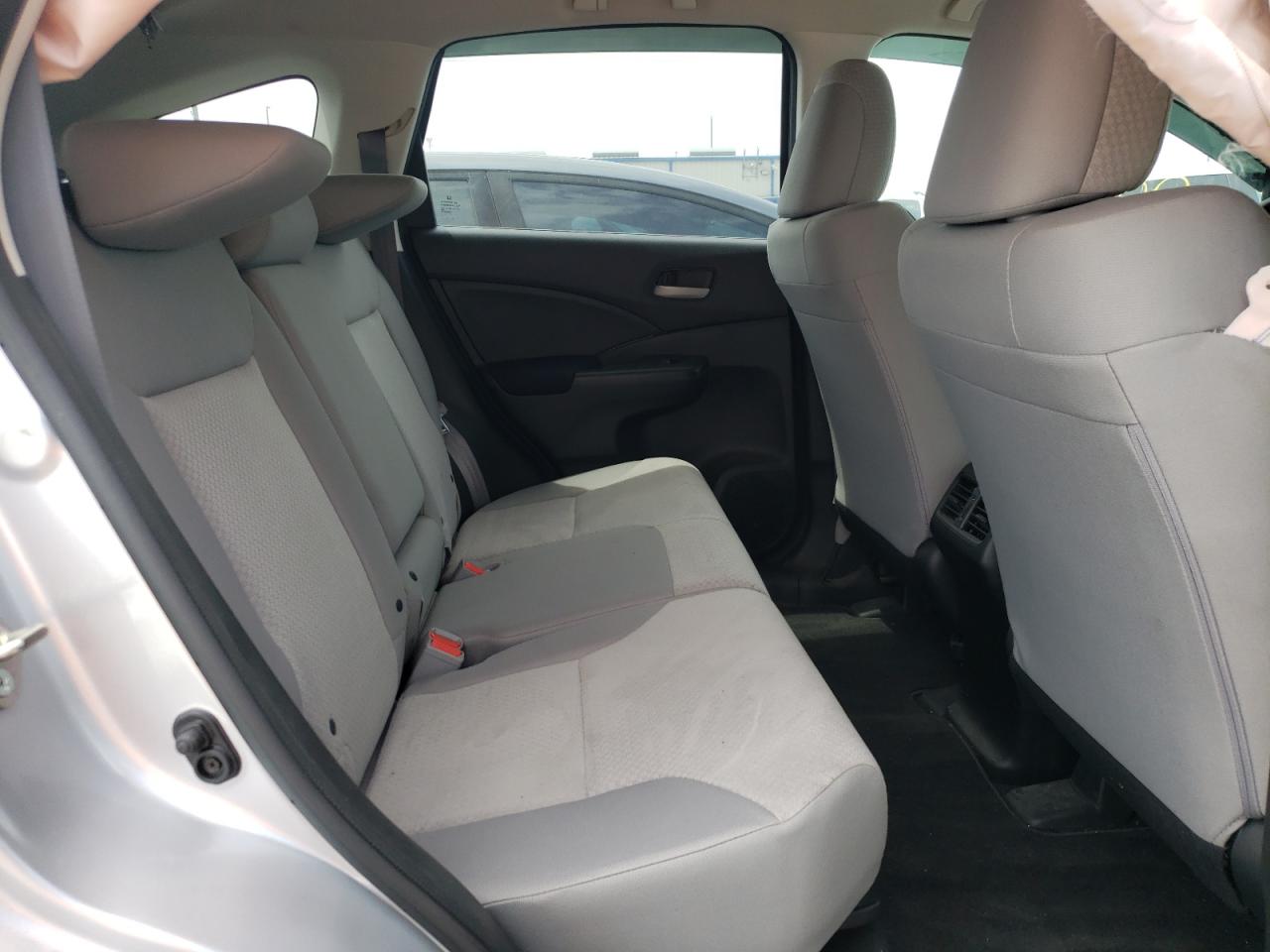 Photo 6 from auction – 2016 HONDA CR-V SE with VIN 2HKRM3H41GH508253