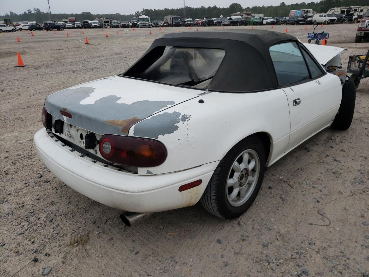 Photo 4 from auction – 1990 MAZDA MX-5 MIATA with VIN JM1NA351XL0141684