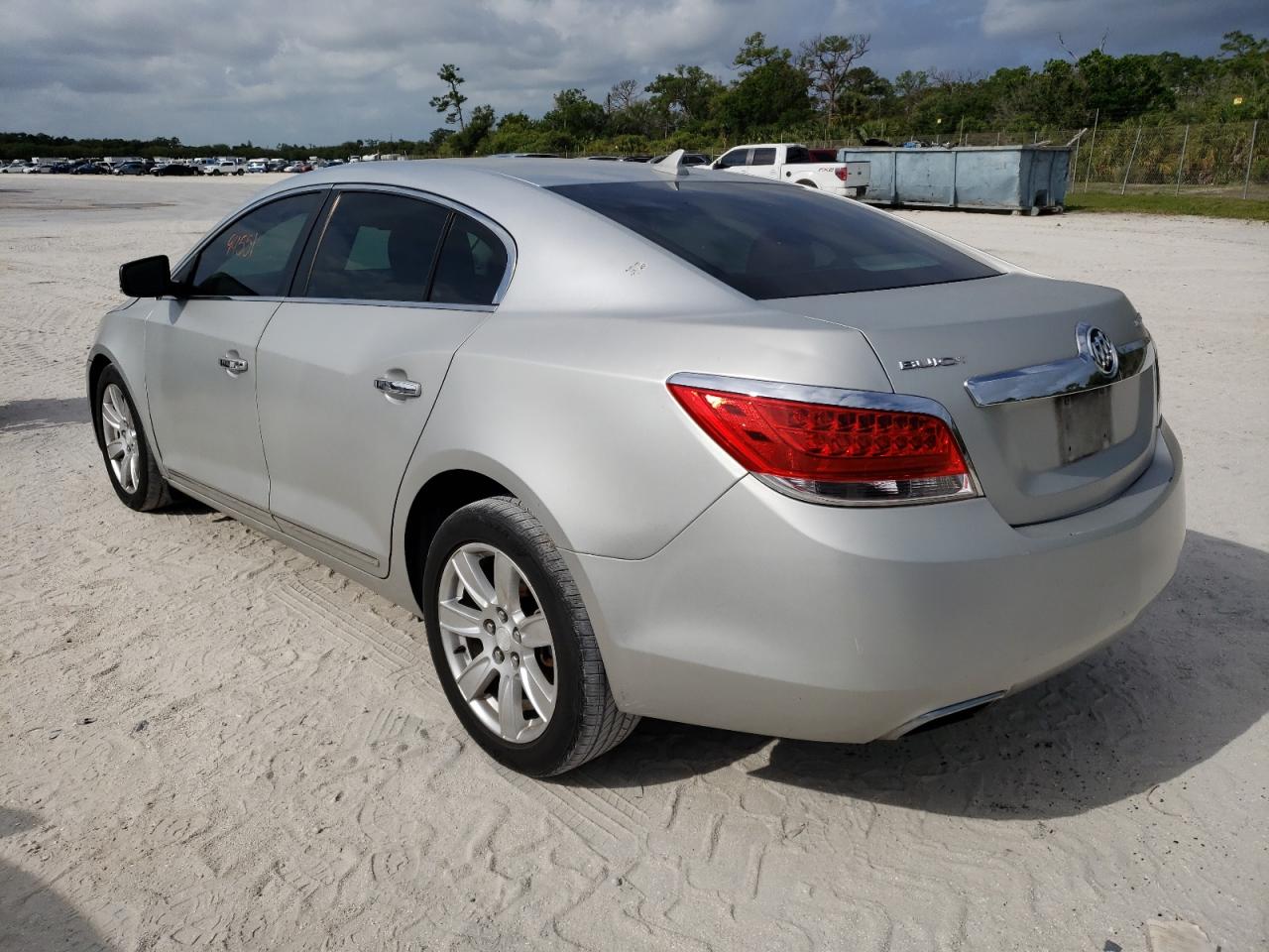Photo 3 from auction – 2012 BUICK LACROSSE with VIN 1G4GC5E38CF174076