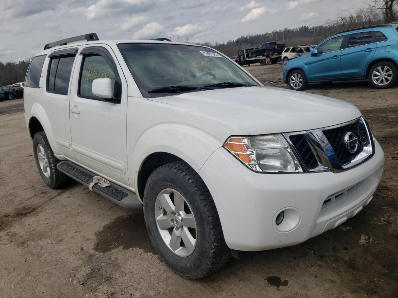 NISSAN PATHFINDER 2012 with VIN 5N1AR1NB8CC605571 - Photo from auction
