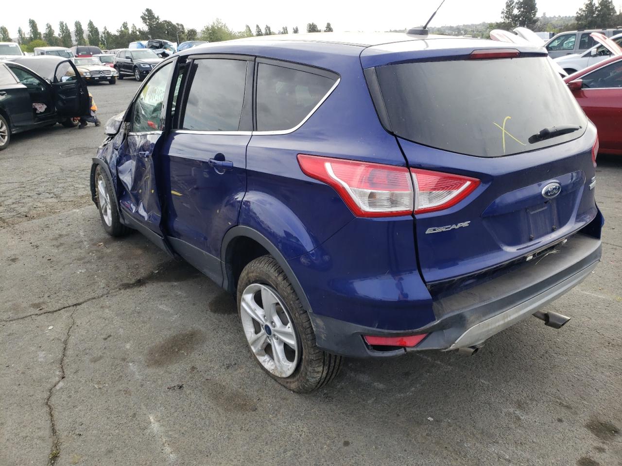 Photo 3 from auction – 2014 FORD ESCAPE SE with VIN 1FMCU0GX2EUB64530