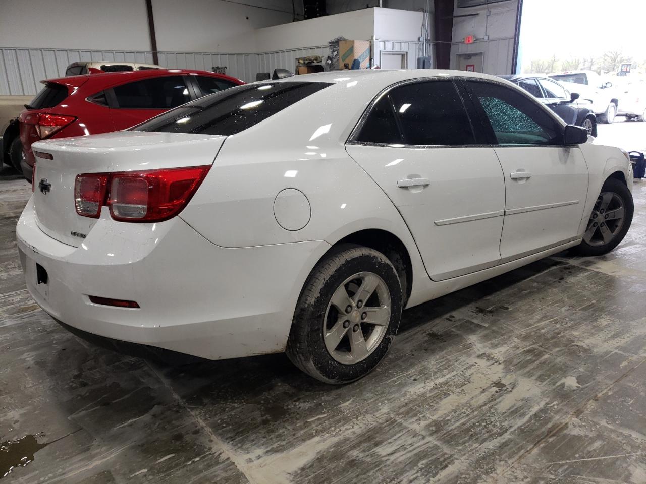 Photo 4 from auction – 2013 CHEVROLET MALIBU LS with VIN 1G11B5SA9DF351485
