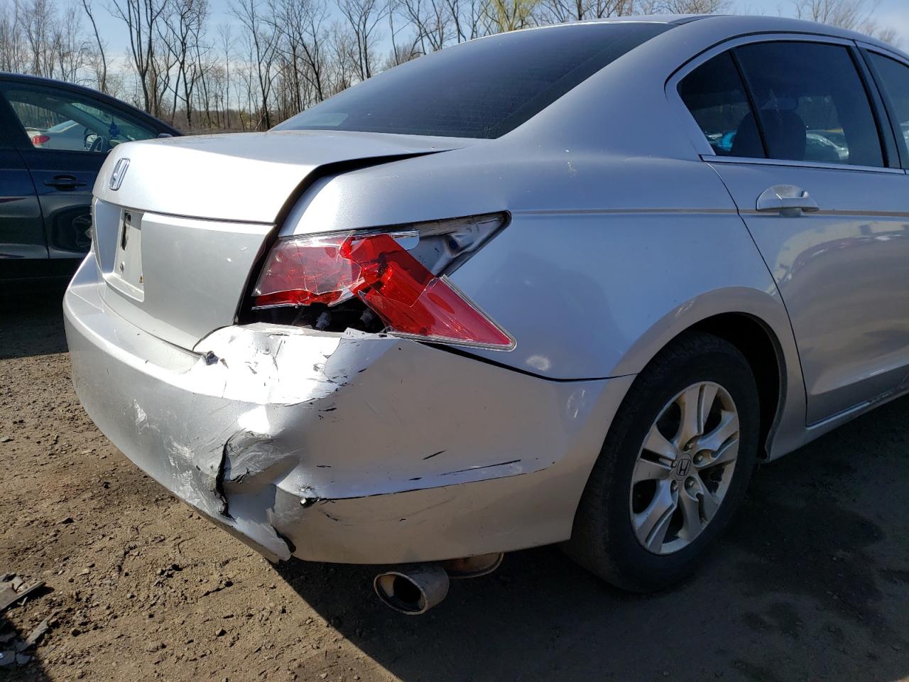 Photo 9 from auction – 2010 HONDA ACCORD LXP with VIN 1HGCP2F47AA009175