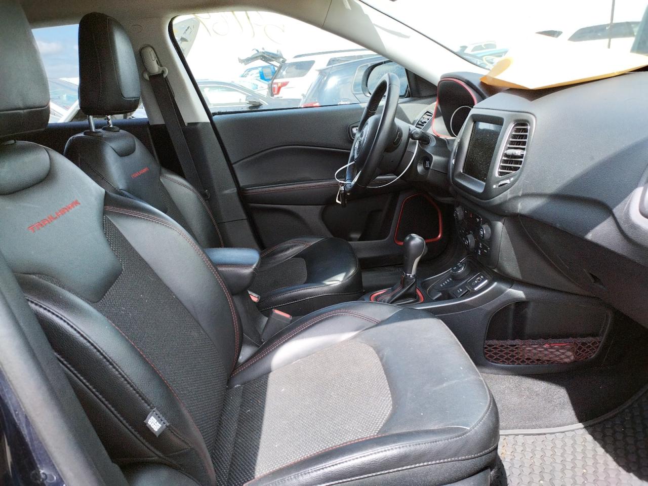 Photo 5 from auction – 2019 JEEP COMPASS TR with VIN 3C4NJDDB1KT721763