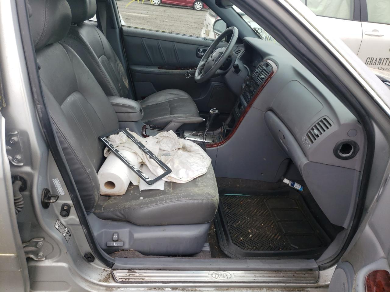 Photo 5 from auction – 2006 KIA OPTIMA LX with VIN KNAGD128865456462