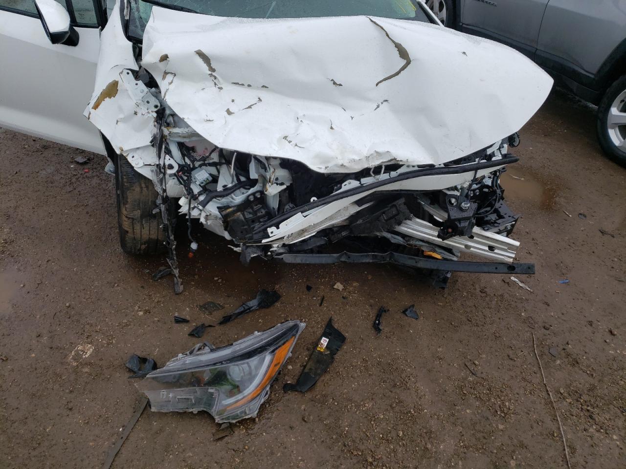 Photo 9 from auction – 2021 TOYOTA COROLLA LE with VIN 5YFEPMAE0MP205302