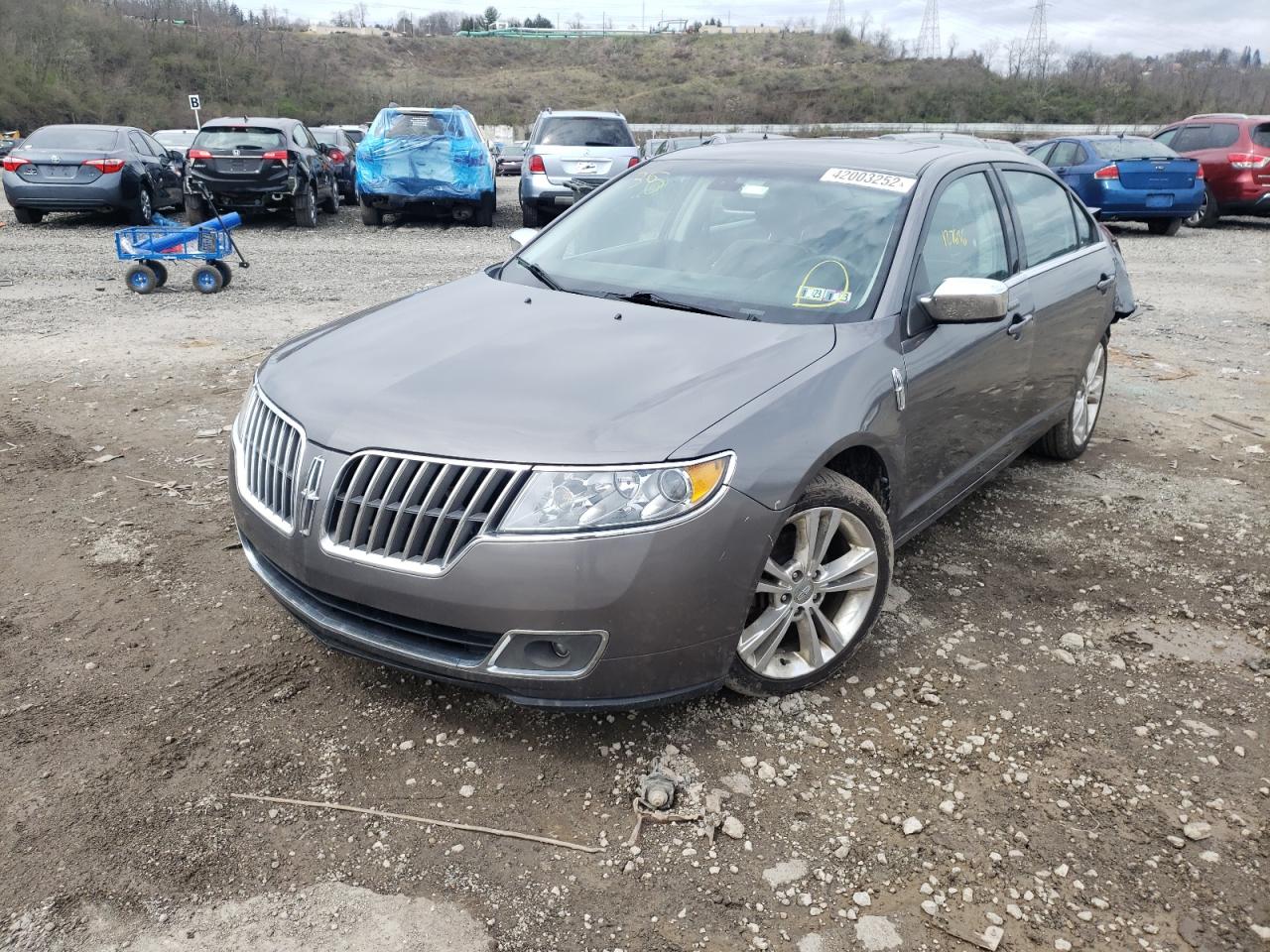 Photo 2 from auction – 2012 LINCOLN MKZ with VIN 3LNHL2JC5CR836210