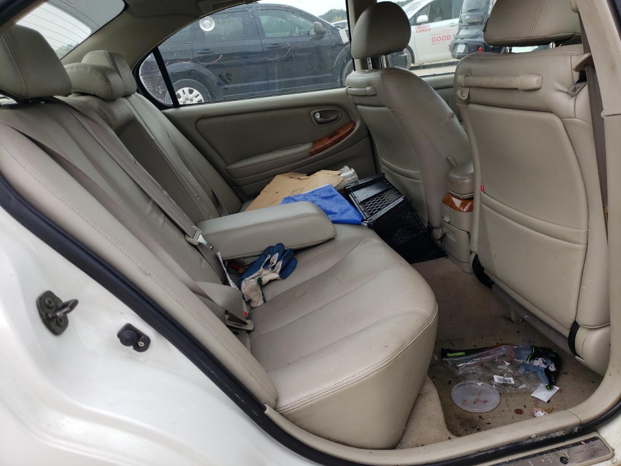 Photo 6 from auction – 2002 INFINITI I35 with VIN JNKDA31A02T025505