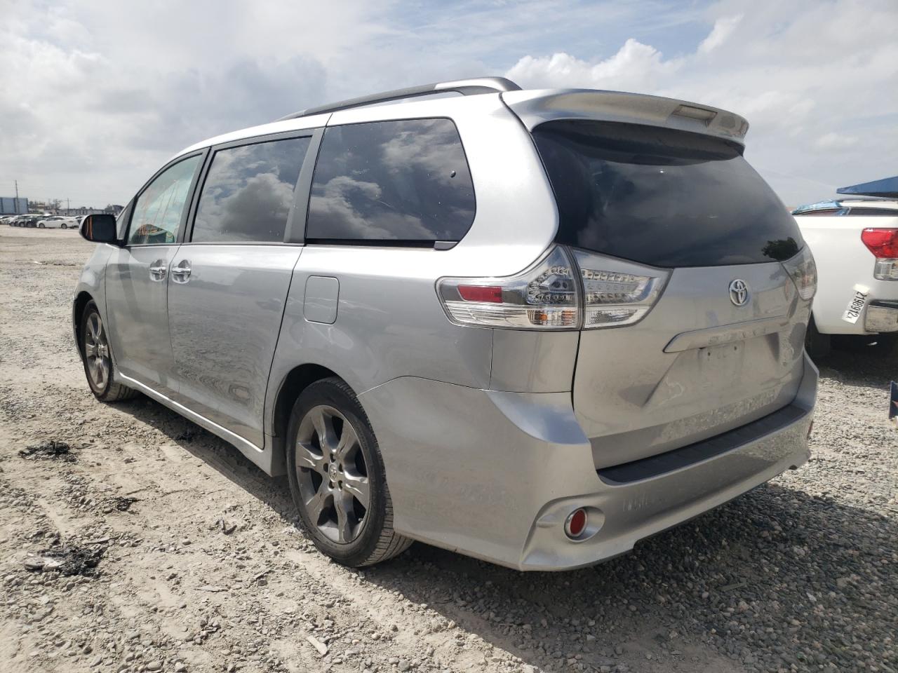 Photo 3 from auction – 2014 TOYOTA SIENNA SPO with VIN 5TDXK3DCXES473441