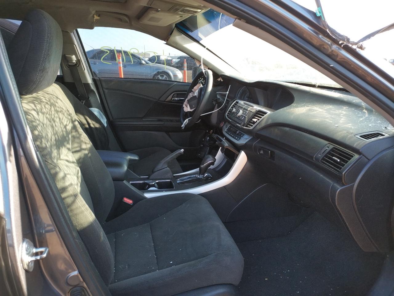 Photo 5 from auction – 2015 HONDA ACCORD EX with VIN 1HGCR2F79FA218445