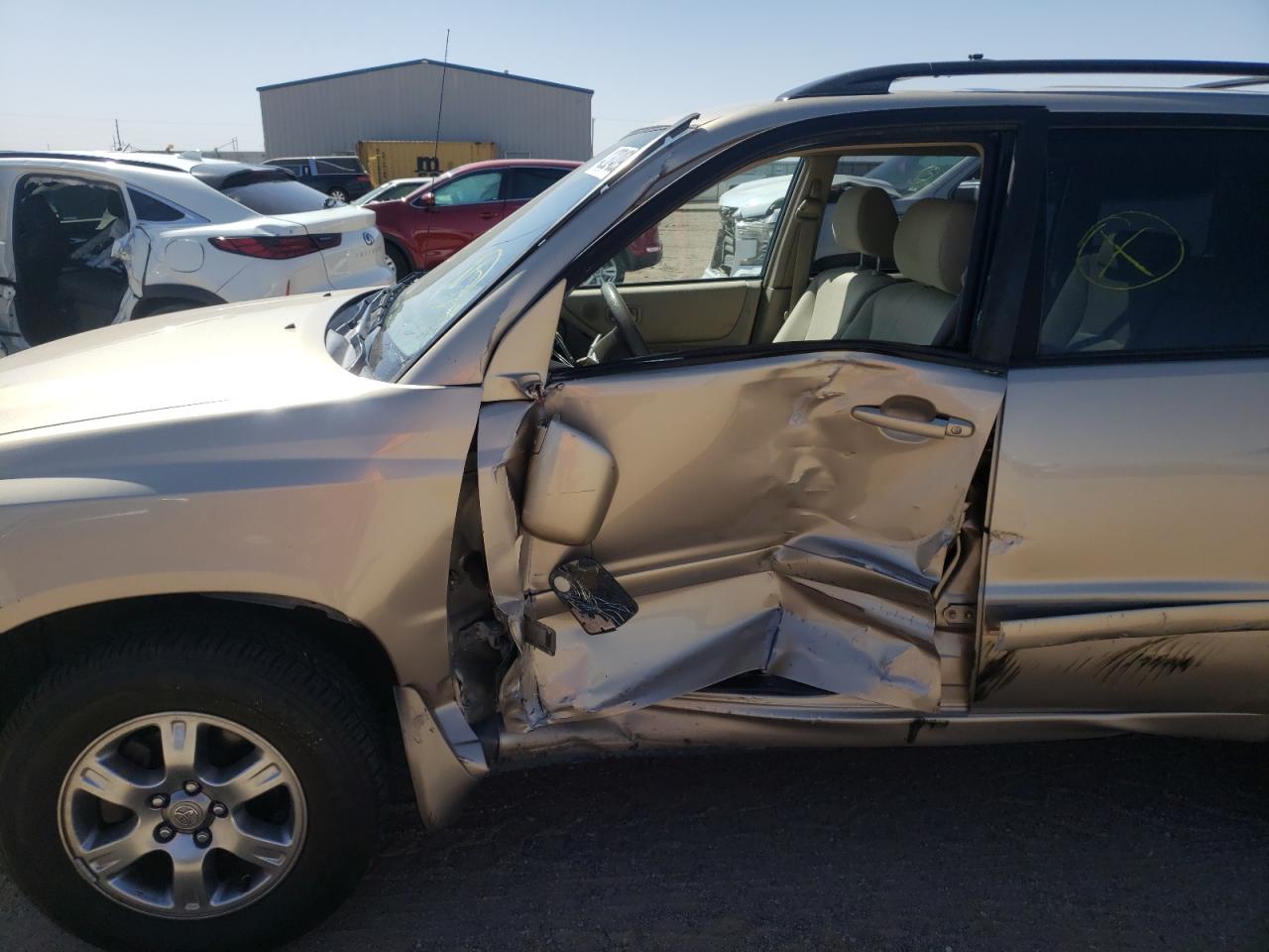 Photo 9 from auction – 2005 TOYOTA HIGHLANDER with VIN JTEEP21A650120361