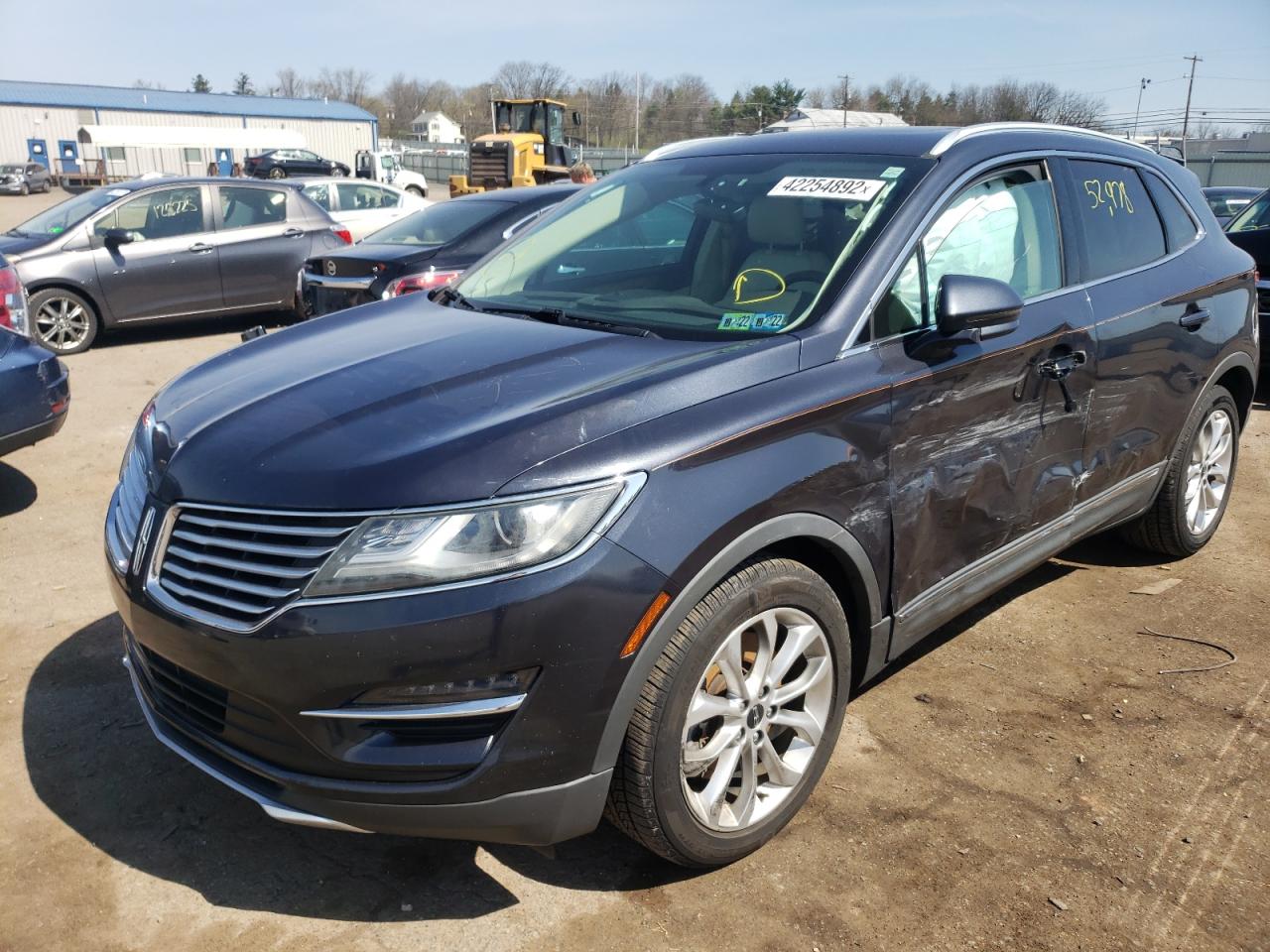 Photo 2 from auction – 2015 LINCOLN MKC with VIN 5LMCJ1A92FUJ07204