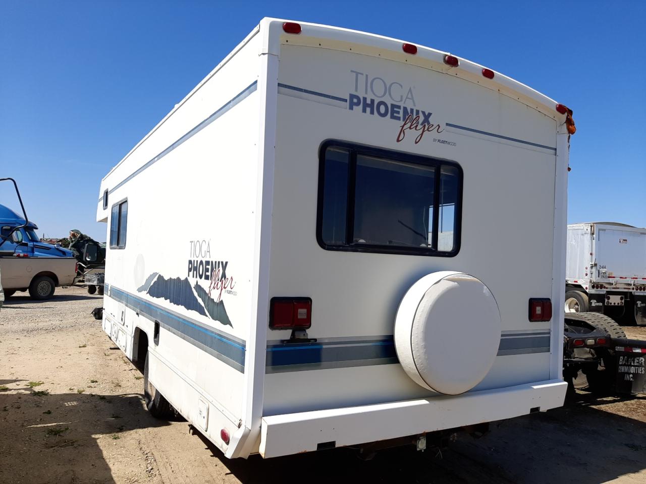 Photo 3 from auction – 1997 FORD ECONOLINE with VIN 1FDKE30GXTHB25856