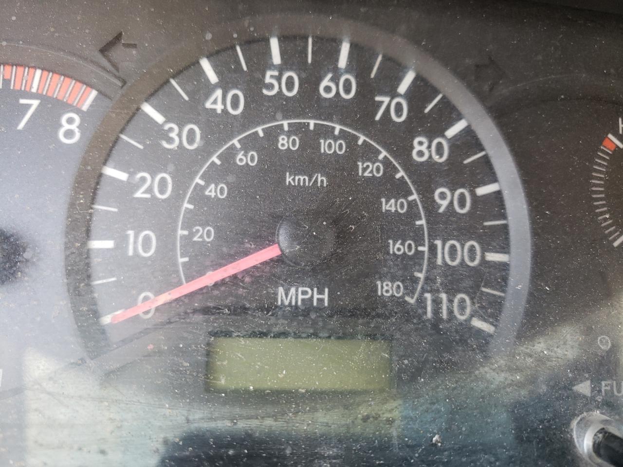 Photo 8 from auction – 2005 TOYOTA COROLLA CE with VIN 1NXBR32E25Z547503
