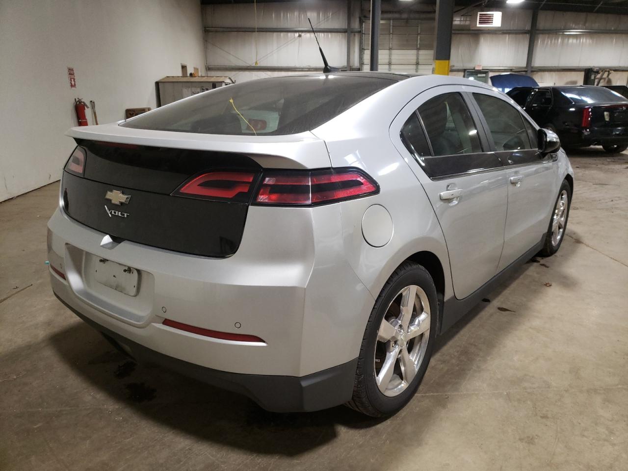 Photo 4 from auction – 2012 CHEVROLET VOLT with VIN 1G1RB6E41CU106527