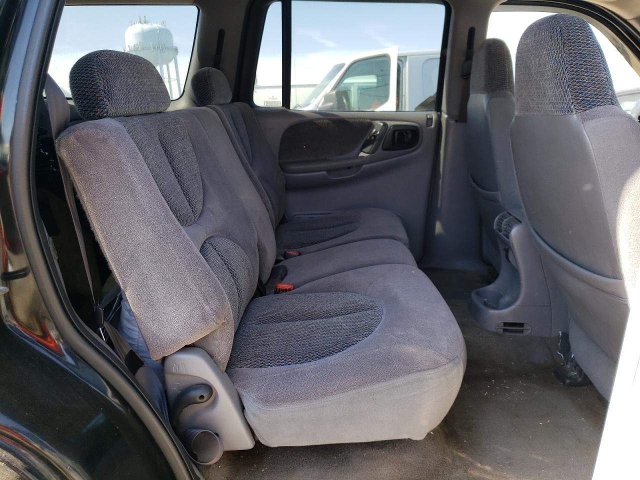 Photo 6 from auction – 1999 DODGE DURANGO with VIN 1B4HS28Y4XF500315