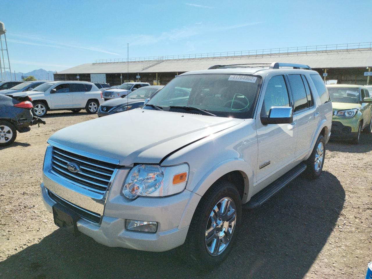 Photo 2 from auction – 2006 FORD EXPLORER L with VIN 1FMEU75806UB43545