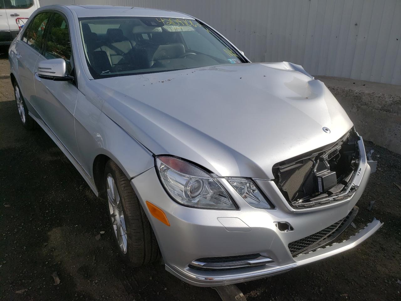 Photo 1 from auction – 2013 MERCEDES-BENZ E 350 4MAT with VIN WDDHF8JB3DA752202