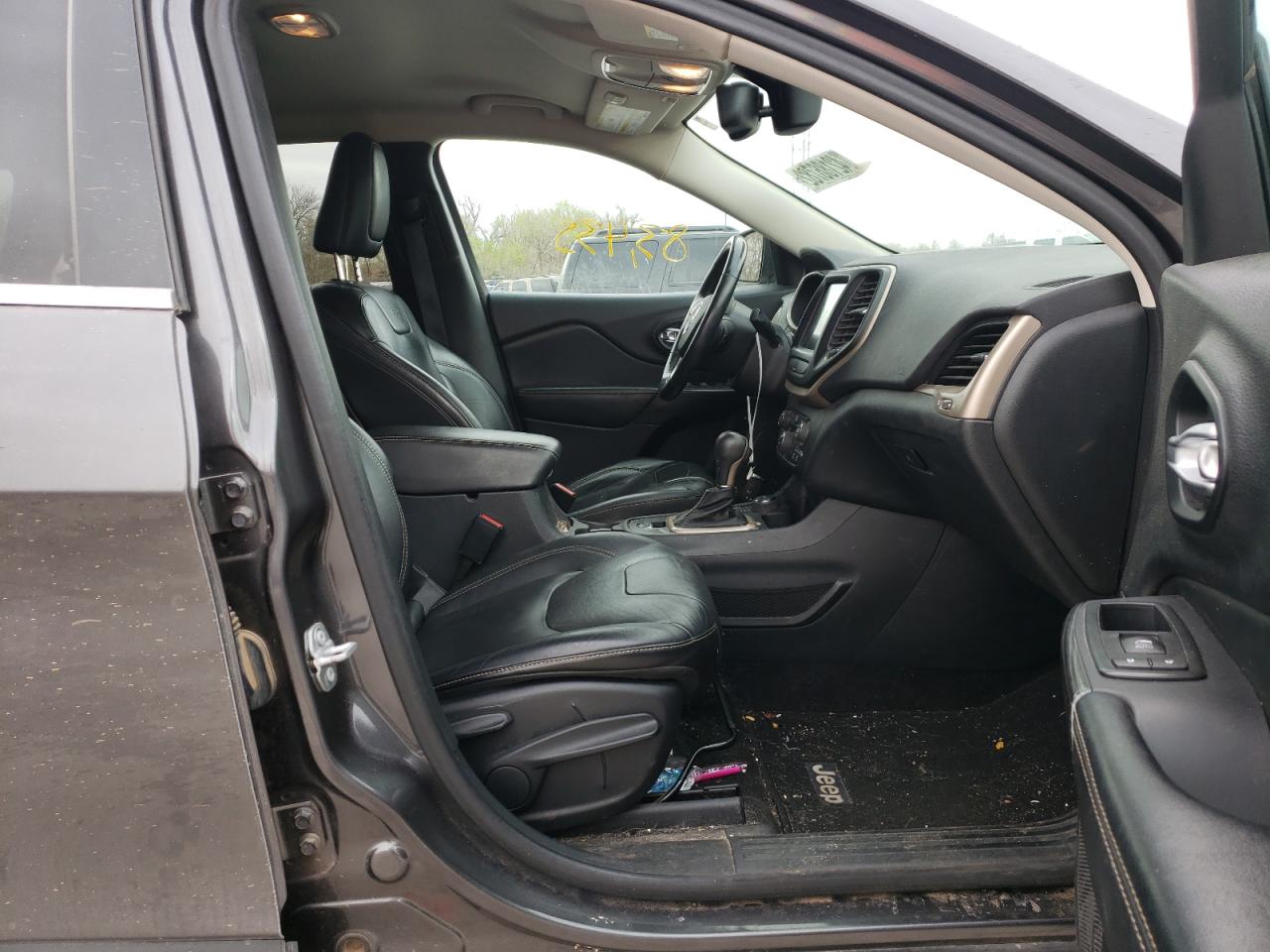 Photo 5 from auction – 2015 JEEP CHEROKEE L with VIN 1C4PJMDSXFW698721