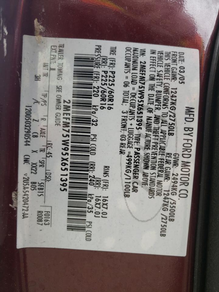 Photo 10 from auction – 2005 MERCURY GRAND MARQ with VIN 2MEFM75W95X651395