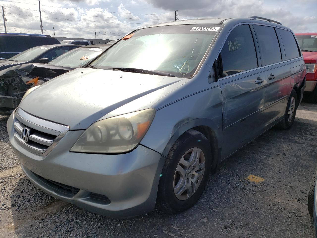 Photo 2 from auction – 2006 HONDA ODYSSEY EX with VIN 5FNRL38646B044148