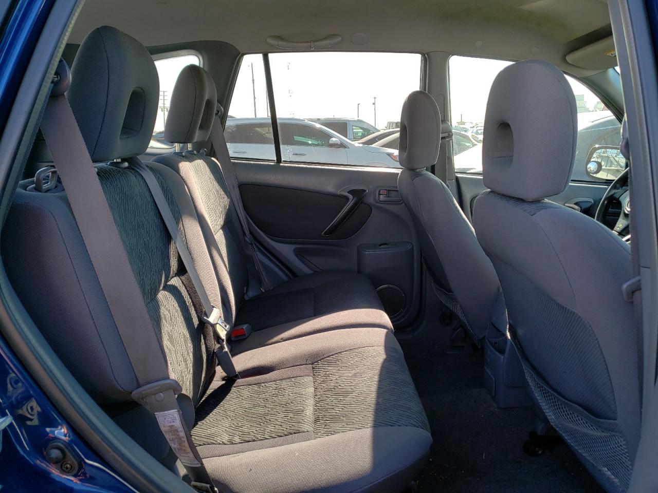 Photo 6 from auction – 2003 TOYOTA RAV4 with VIN JTEGH20V530111156
