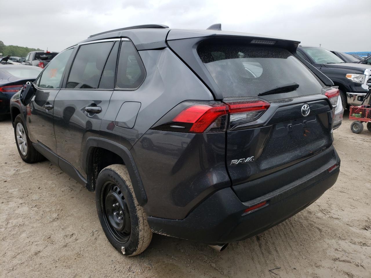 Photo 3 from auction – 2021 TOYOTA RAV4 LE with VIN 2T3H1RFV0MC118513