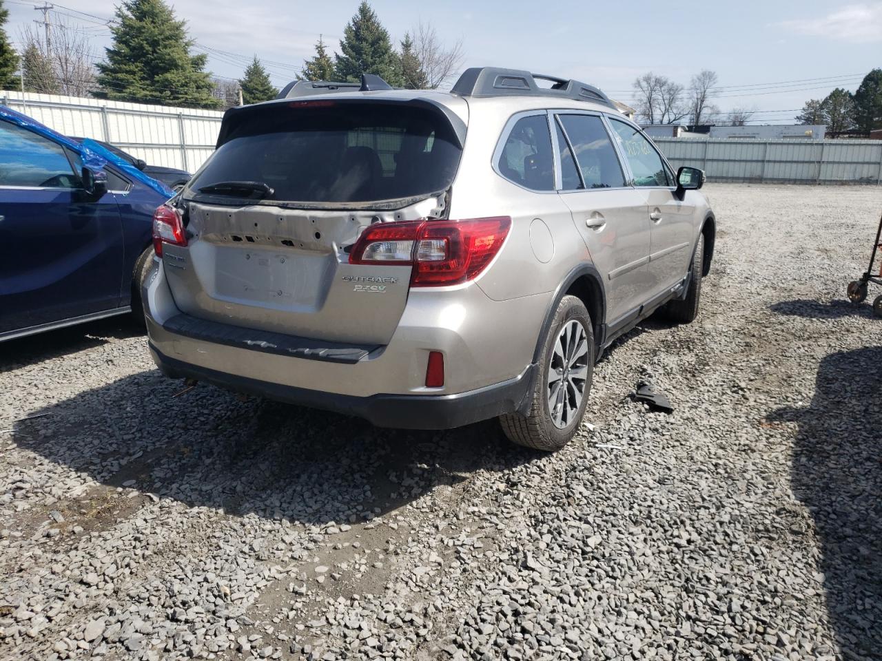 Photo 4 from auction – 2016 SUBARU OUTBACK 2. with VIN 4S4BSALC9G3295540