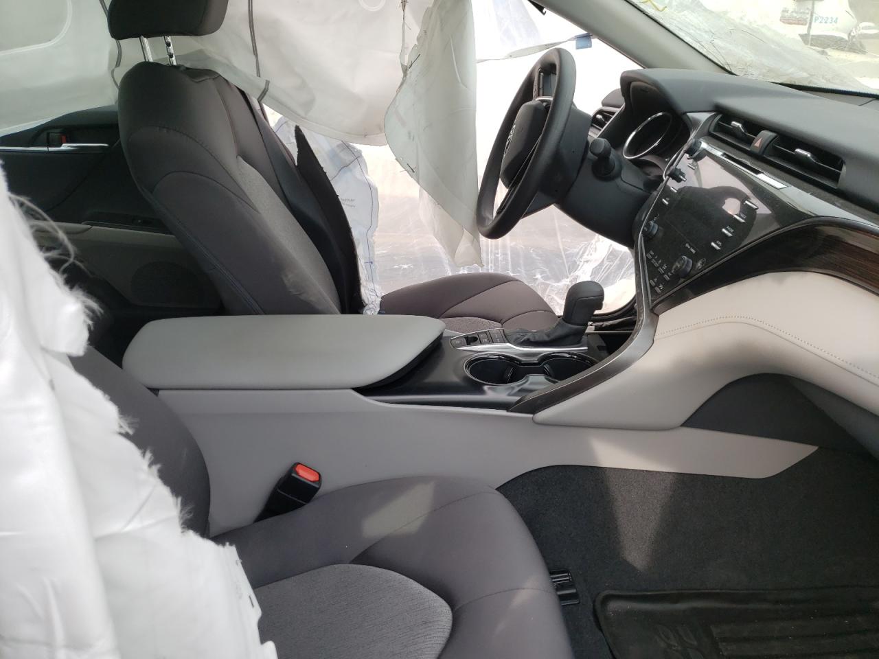 Photo 5 from auction – 2020 TOYOTA CAMRY LE with VIN 4T1E31AK2LU523693