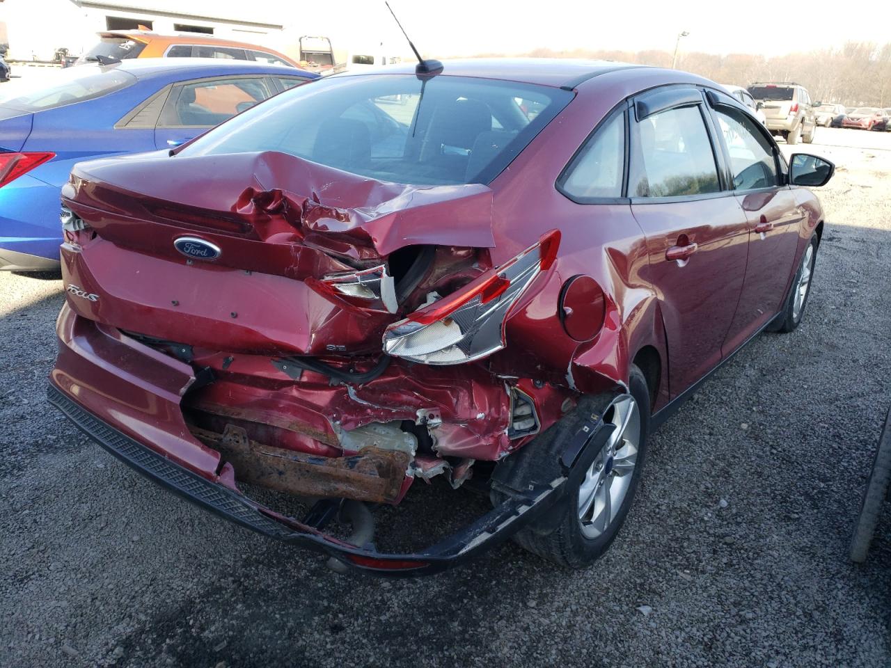 Photo 4 from auction – 2014 FORD FOCUS SE with VIN 1FADP3F22EL359269
