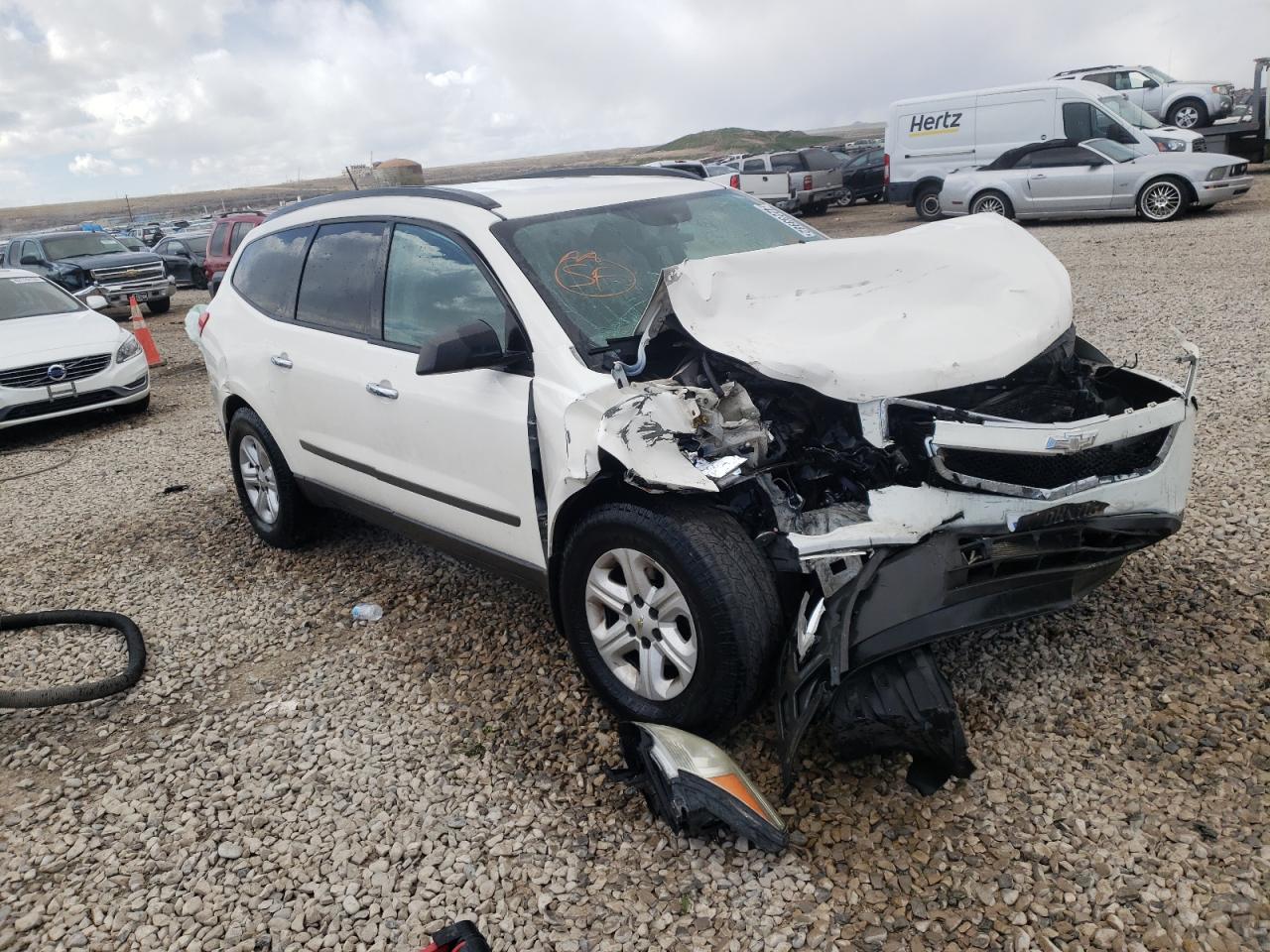 CHEVROLET TRAVERSE L 2011 with VIN 1GNKVEED4BJ315536 - Photo from auction