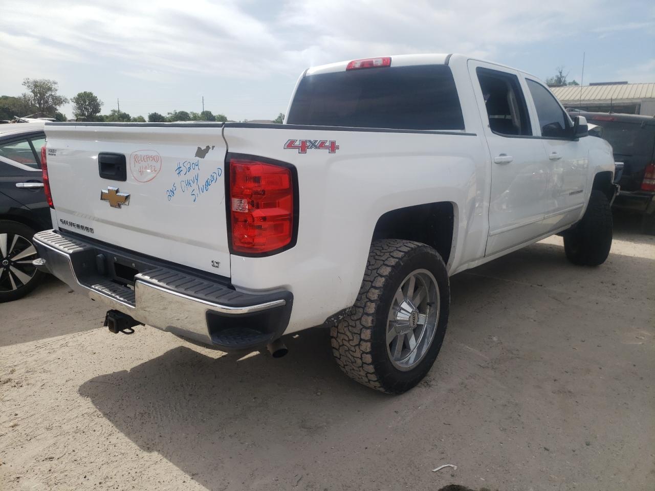 Photo 4 from auction – 2015 CHEVROLET SILVERADO with VIN 3GCUKREH4FG279603