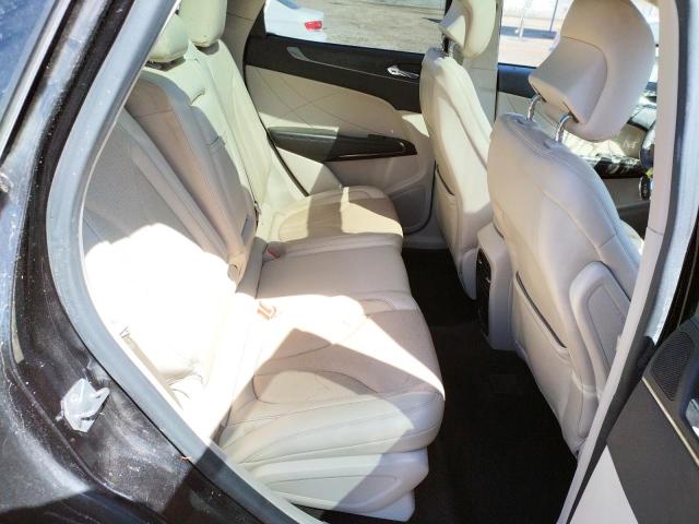 Photo 6 from auction – 2019 LINCOLN MKC RESERV with VIN 5LMCJ3C98KUL12433
