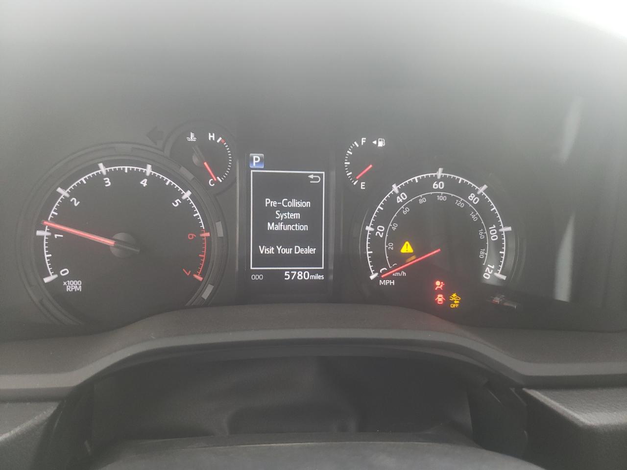 Photo 8 from auction – 2022 TOYOTA 4RUNNER SR with VIN JTEMU5JR6N6001640