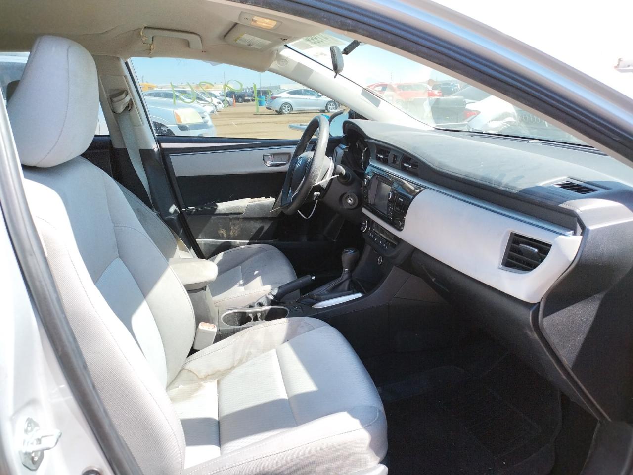 Photo 5 from auction – 2016 TOYOTA COROLLA L with VIN 5YFBURHE9GP505939
