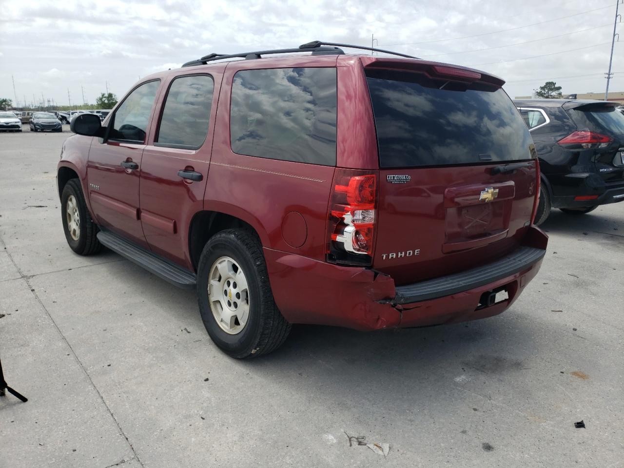 Photo 3 from auction – 2010 CHEVROLET TAHOE C150 with VIN 1GNMCAE37AR165453