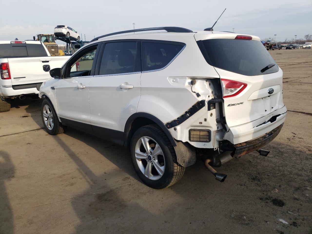 Photo 3 from auction – 2014 FORD ESCAPE SE with VIN 1FMCU9GX9EUC23657