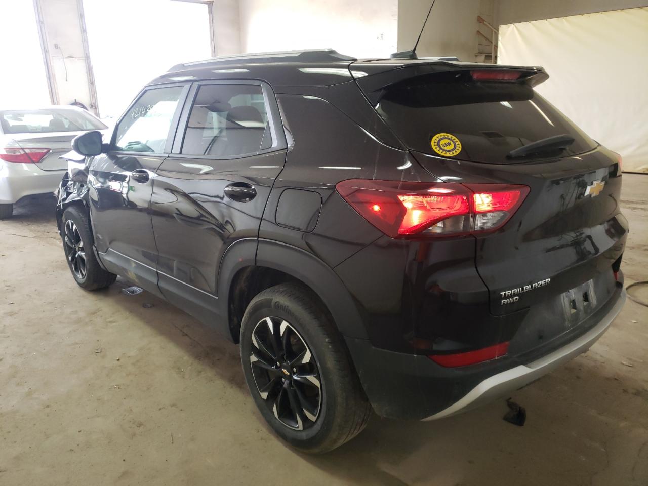 Photo 3 from auction – 2021 CHEVROLET TRAILBLAZE with VIN KL79MRSL9MB040673
