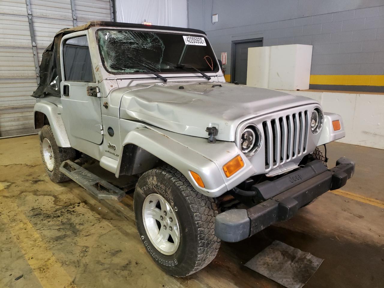 JEEP WRANGLER X 2005 with VIN 1J4FA39S45P377274 - Photo from auction
