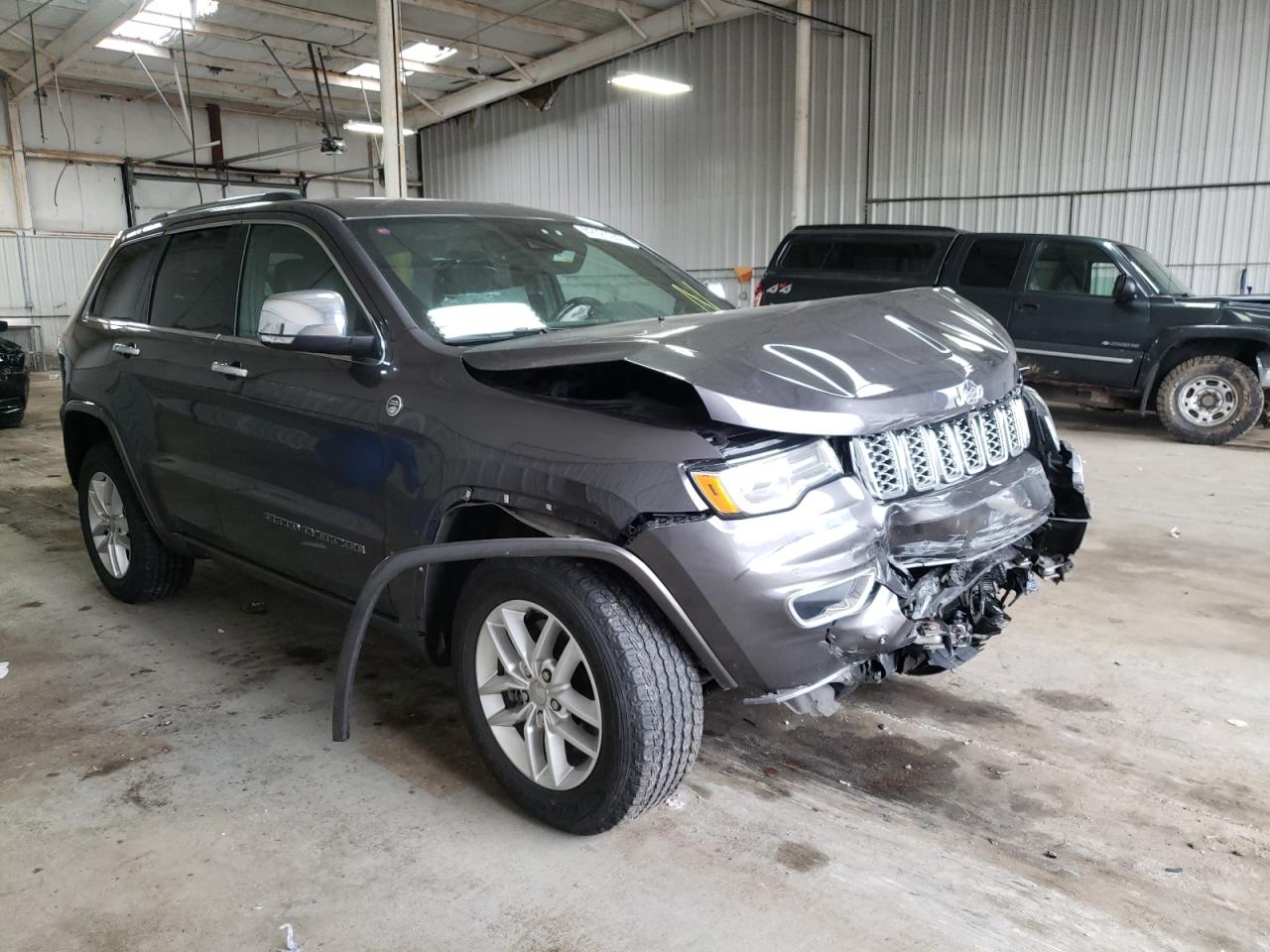 JEEP GRAND CHER 2017 with VIN 1C4RJFCT2HC913396 - Photo from auction