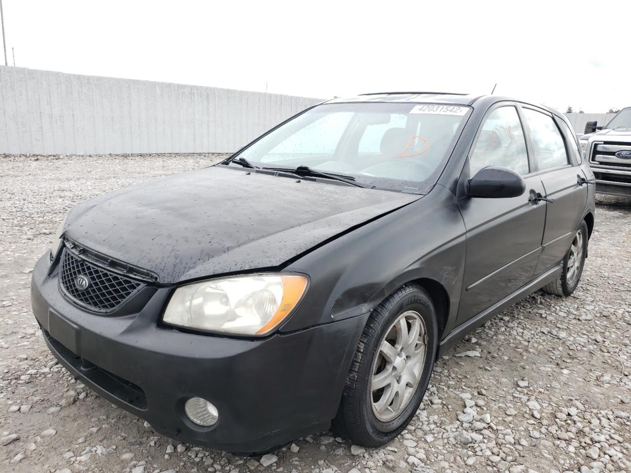 Photo 2 from auction – 2006 KIA SPECTRA5 with VIN KNAFE161065216019