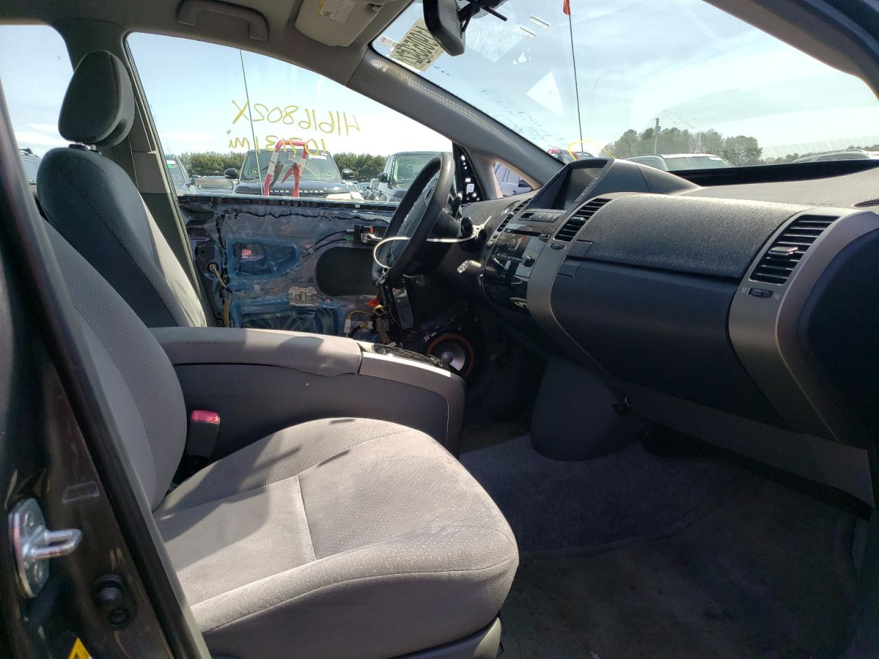 Photo 5 from auction – 2008 TOYOTA PRIUS with VIN JTDKB20U183446993