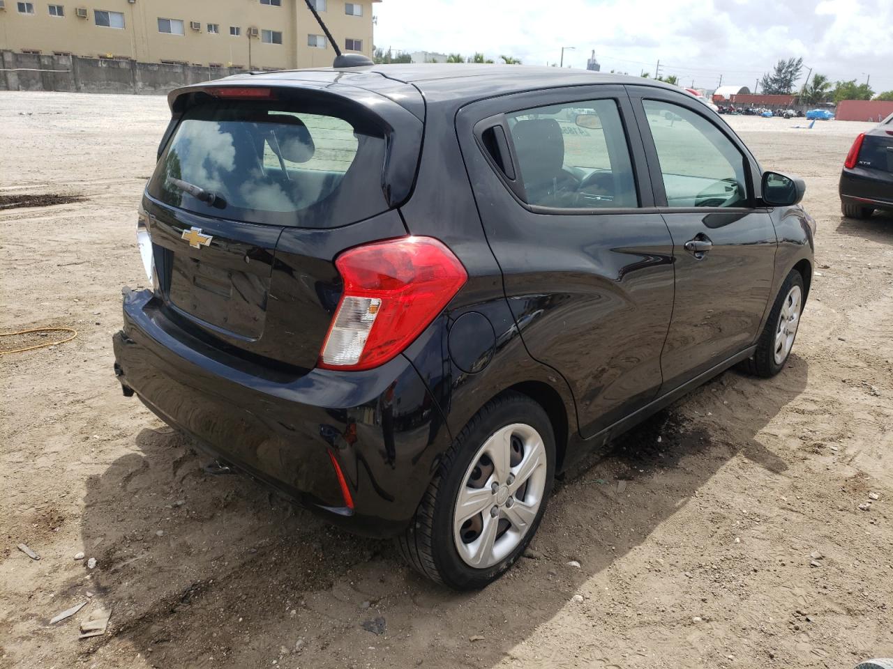 Photo 4 from auction – 2020 CHEVROLET SPARK LS with VIN KL8CB6SA2LC427739