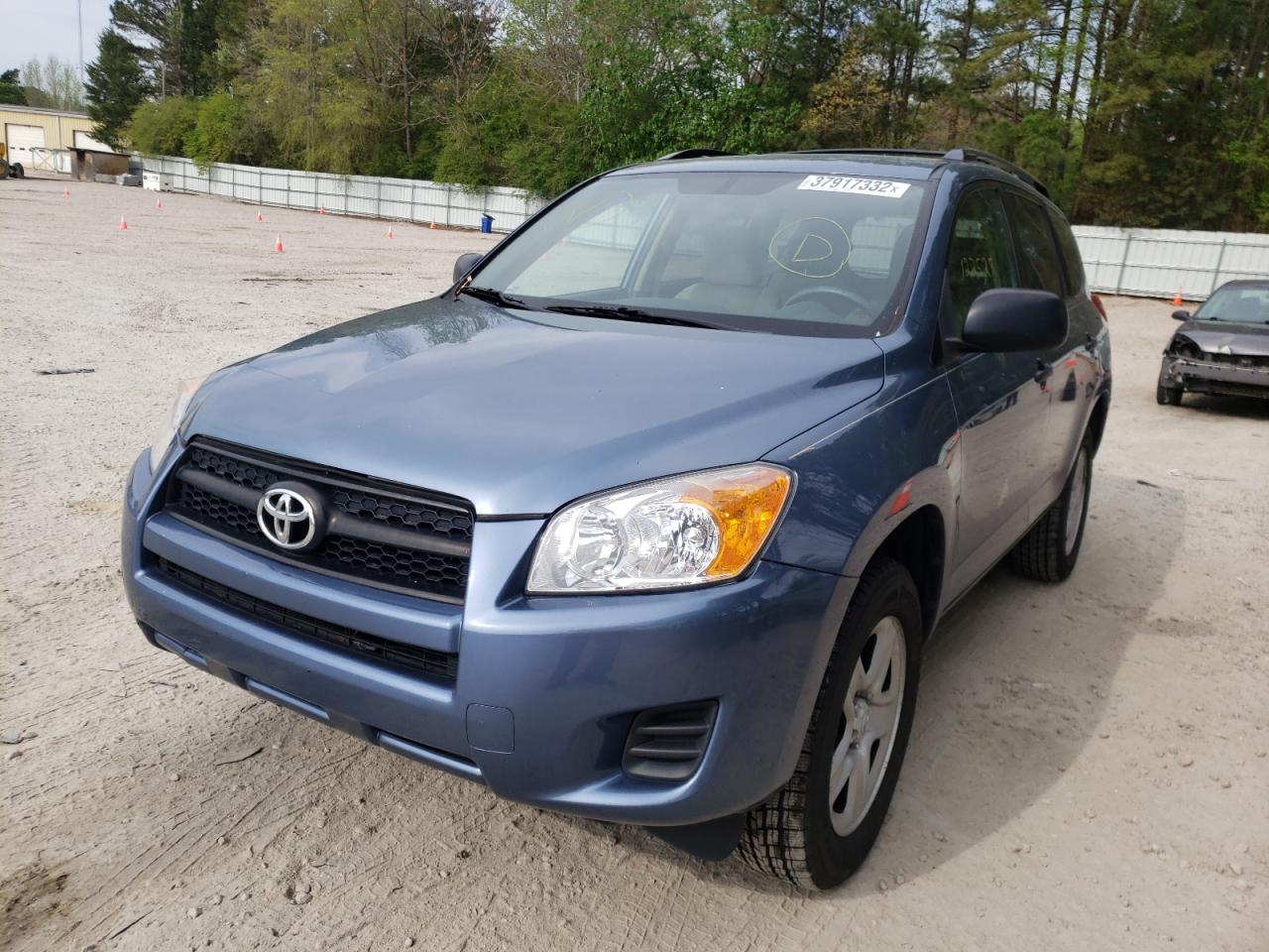 Photo 2 from auction – 2011 TOYOTA RAV4 with VIN 2T3ZF4DV0BW074648