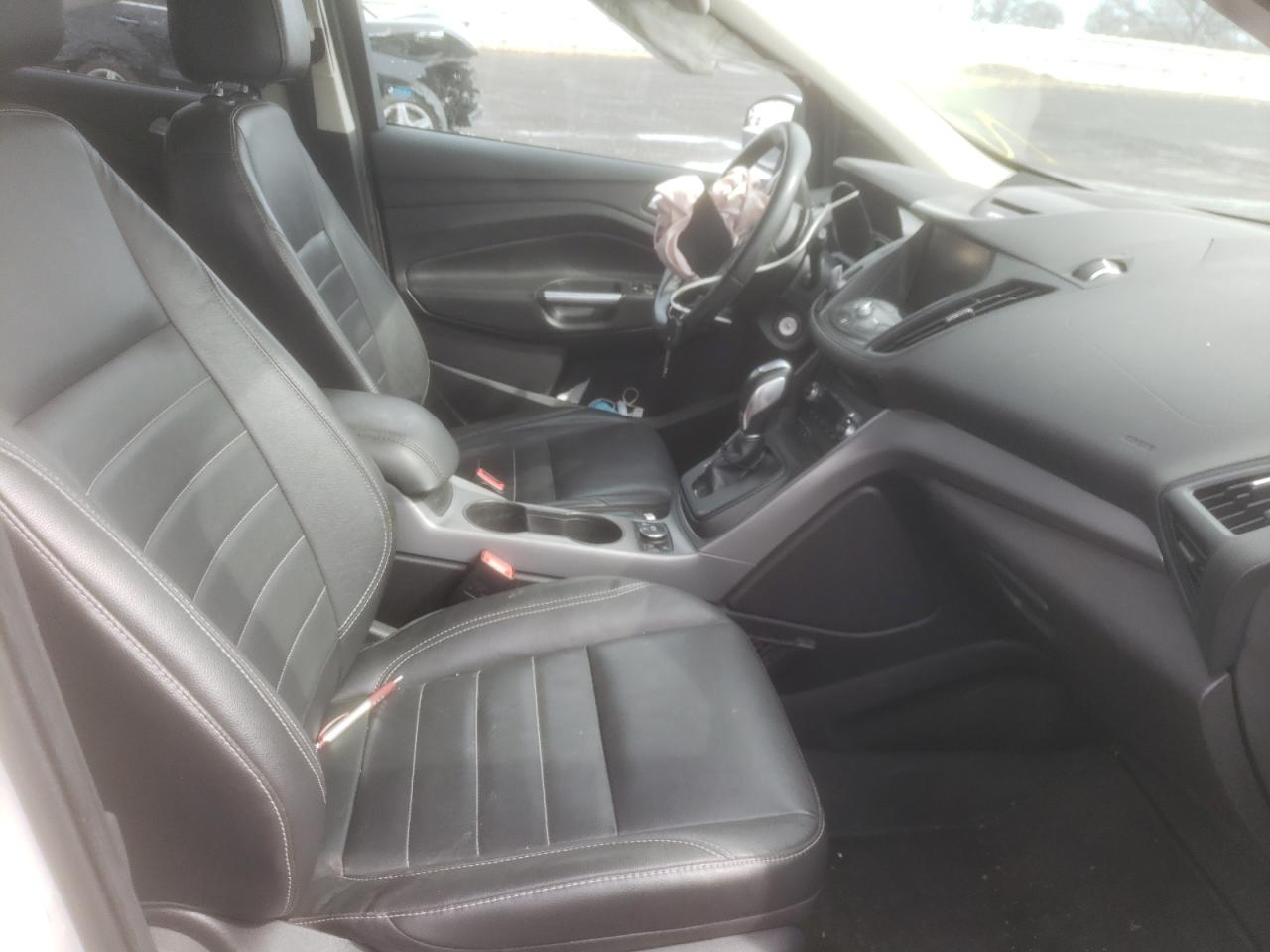 Photo 5 from auction – 2014 FORD ESCAPE SE with VIN 1FMCU9G95EUD60273