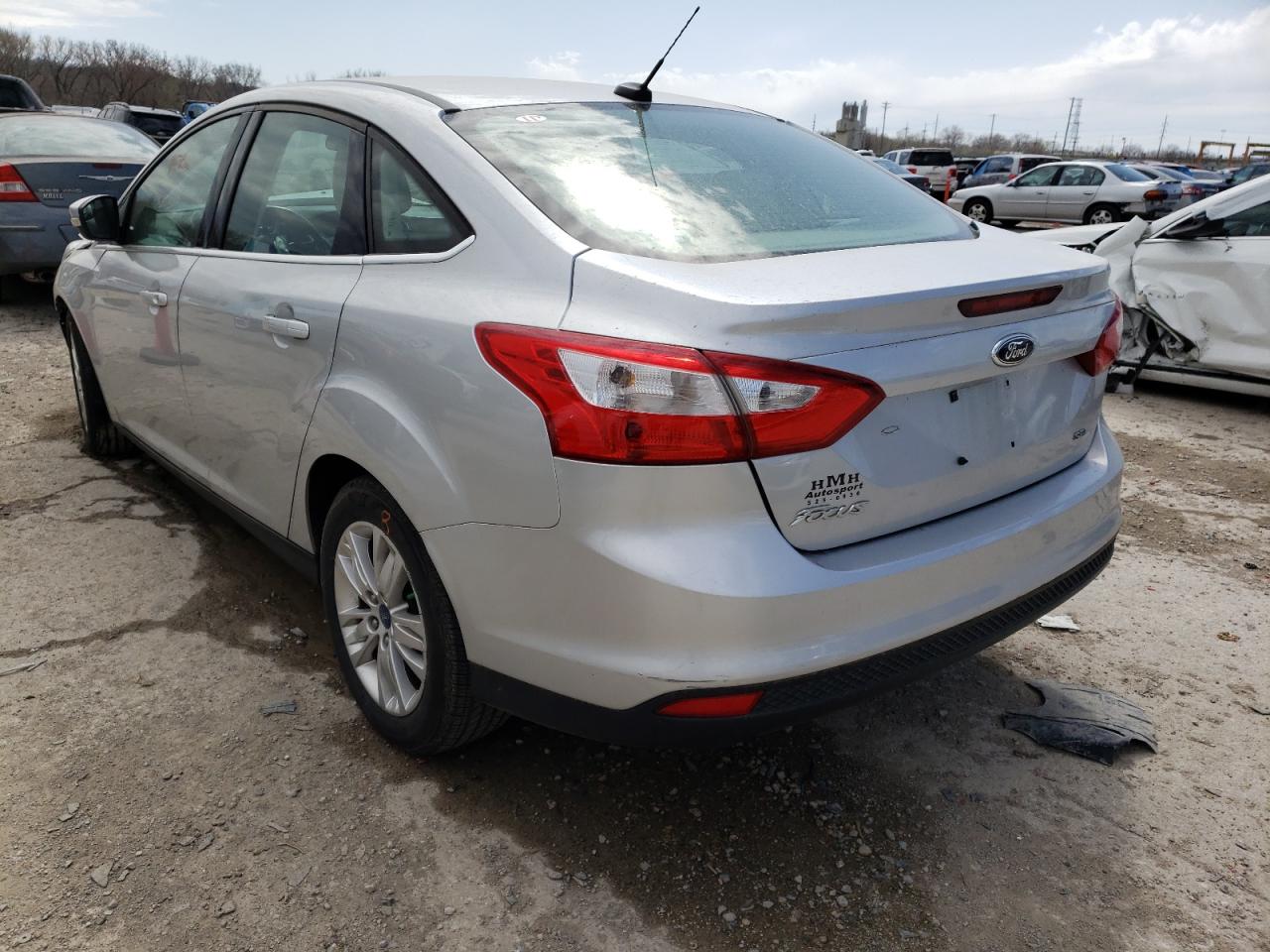 Photo 3 from auction – 2012 FORD FOCUS SEL with VIN 1FAHP3H24CL135481